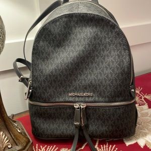 Michael Kors Rhea Backpack Medium